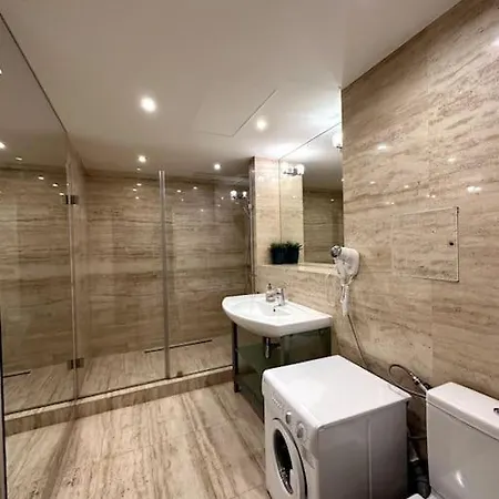 Krawiecka 3 - Center - 7 People - Private Parking *