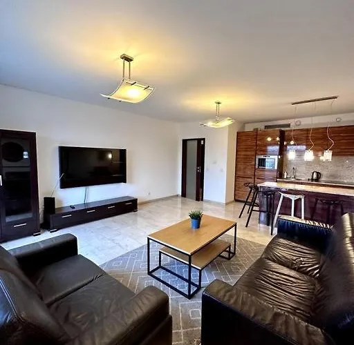 Apartment Krawiecka 3 - Center - 7 People - Private Parking Wroclaw